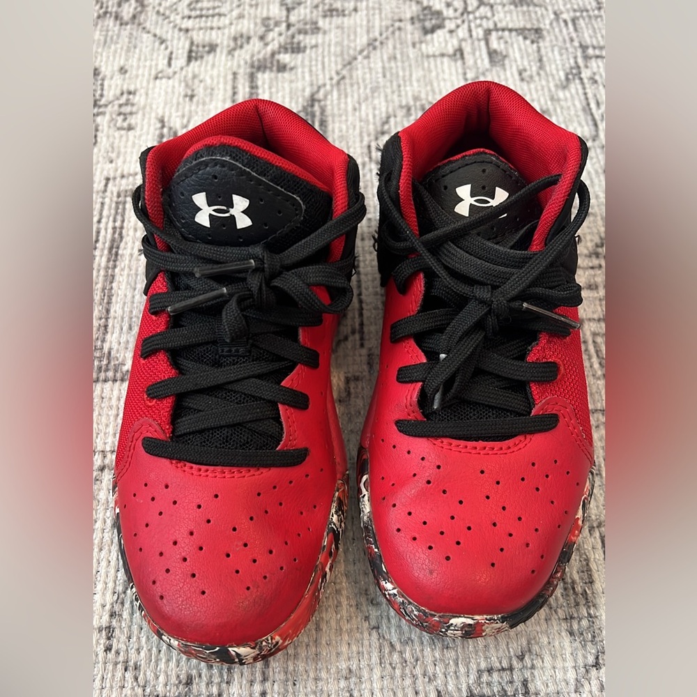 Underarmour 13K shoes